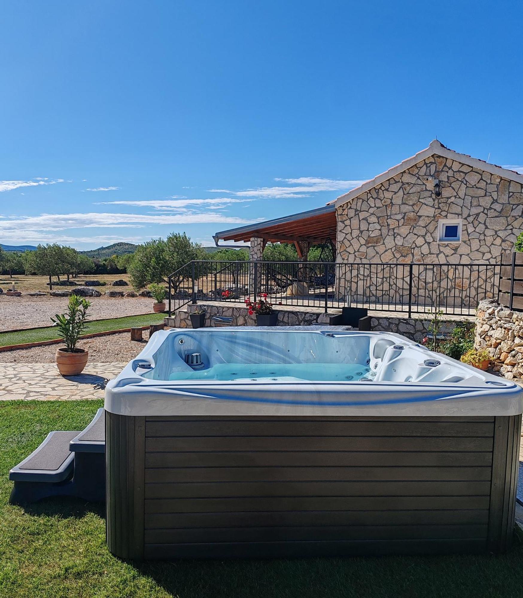 Holiday Home Juli With Jacuzzi シベニク エクステリア 写真
