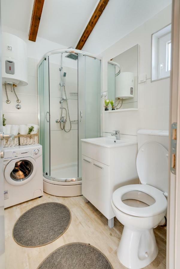 Holiday Home Juli With Jacuzzi シベニク エクステリア 写真